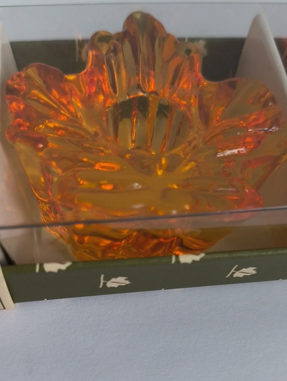 Williams Sonoma Maple Leaf Candle Taper Holders Glass Set of 4 NIB Thanksgiving